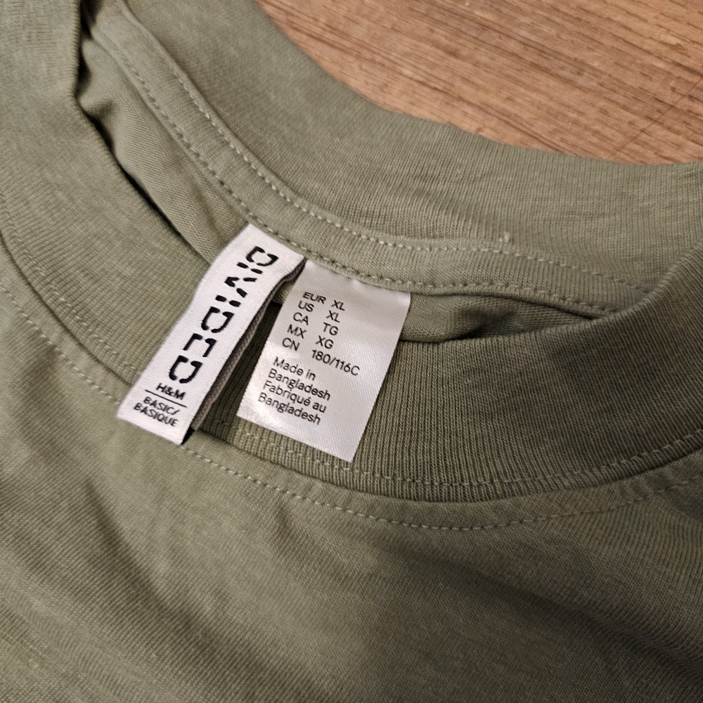 H&M basic T size XL - Picture 2 of 2